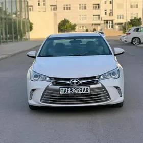 Toyota Camry 2017
