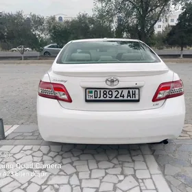 Toyota Camry 2010