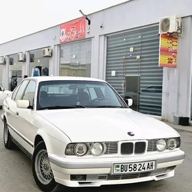 BMW 525 1990