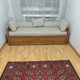 кровать