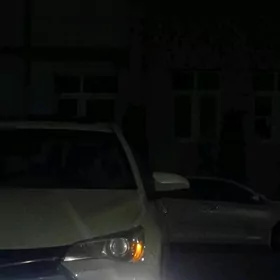 Toyota Camry 2016