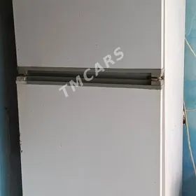 холодильник и корпуса