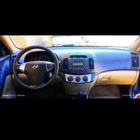Hyundai Elantra 2010