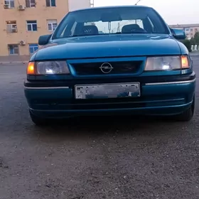 Opel Vectra 1993