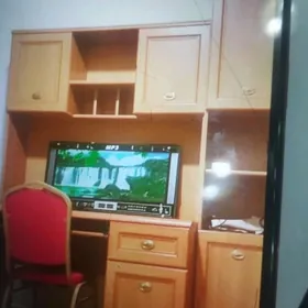 стенка ученикам