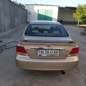 Toyota Camry 2005