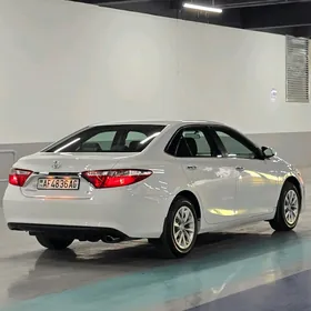 Toyota Camry 2017