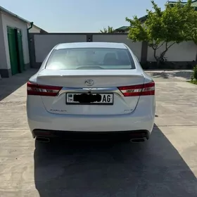 Toyota Avalon 2013