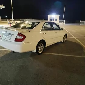 Toyota Camry 2004