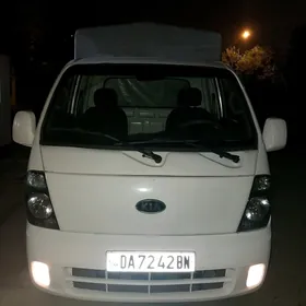 Kia Bongo 2012