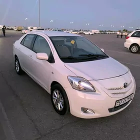 Toyota Yaris 2008