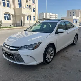 Toyota Camry 2017