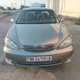 Toyota Camry 2005