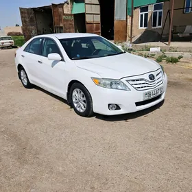 Toyota Camry 2011