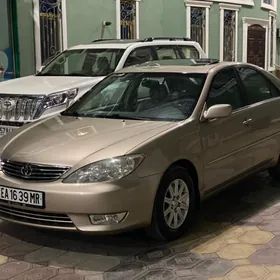 Toyota Camry 2005