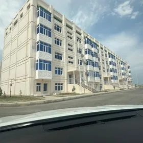 элитка 1этаж 3ком 40 дом