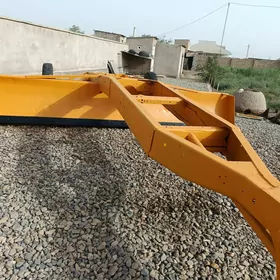 MTZ 80 2005