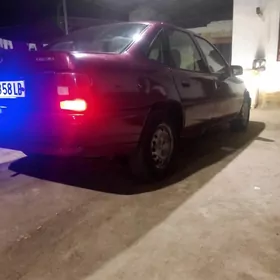 Opel Vectra 1990