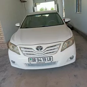 Toyota Camry 2010