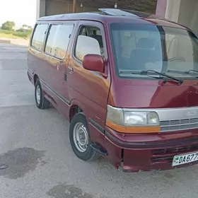 Toyota Hiace 1991