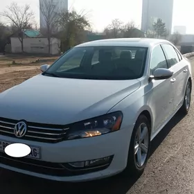 Volkswagen Passat 2012