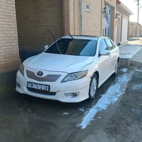 Toyota Camry 2010