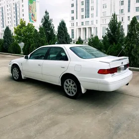 Toyota Camry 2000