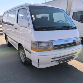 Toyota Hiace 1990