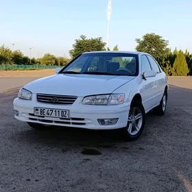 Toyota Camry 1999