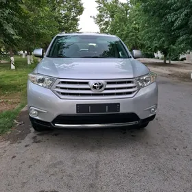 Toyota Highlander 2011