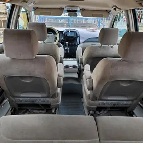 Toyota Sienna 2004