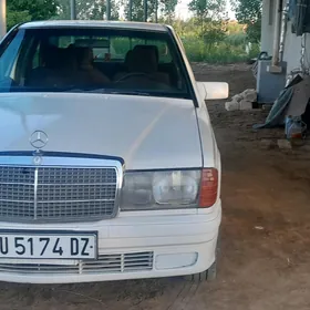 Mercedes-Benz 190E 1989