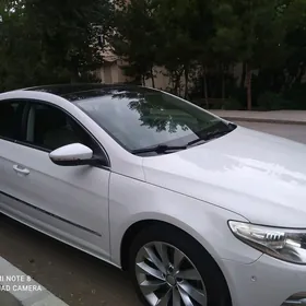 Volkswagen CC 2011
