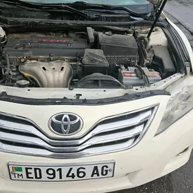 Toyota Camry 2010