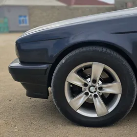 Diska Romaşka R16