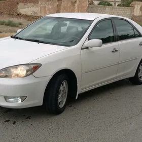 Toyota Camry 2004