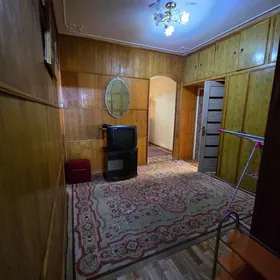 Мир 3, 3 комнаты