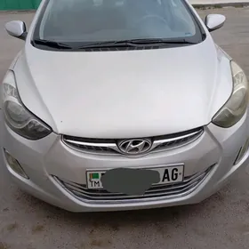 Hyundai Elantra 2011