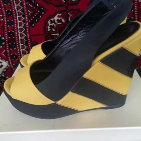 босоножки р40