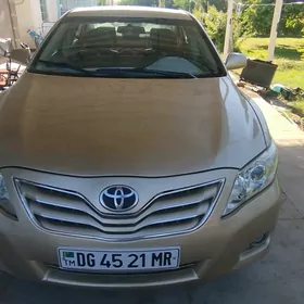 Toyota Camry 2011