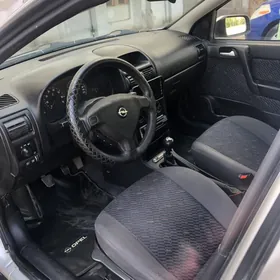 Opel Astra 2002