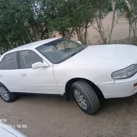 Toyota Camry 1993