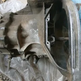 karobka f 10 opel astranky