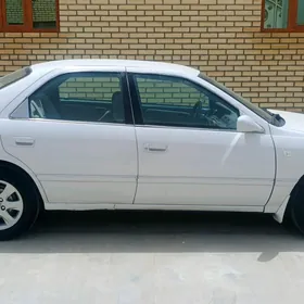 Toyota Camry 1997