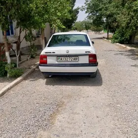 Opel Vectra 1991