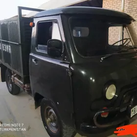 UAZ Profi 1998