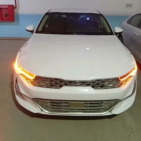 Kia K5 2021