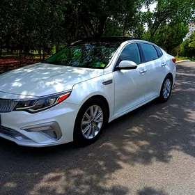 Kia Optima 2019