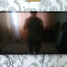 телевизор