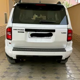 Toyota Land Cruiser Prado 2024